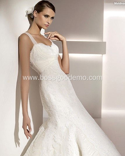 Elegant Trumpet Mermaid Sweetheart Straps Sweep Brush Train Lace Tulle Wedding Dress