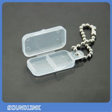 Clear plastic battery carrying case for hearing aids