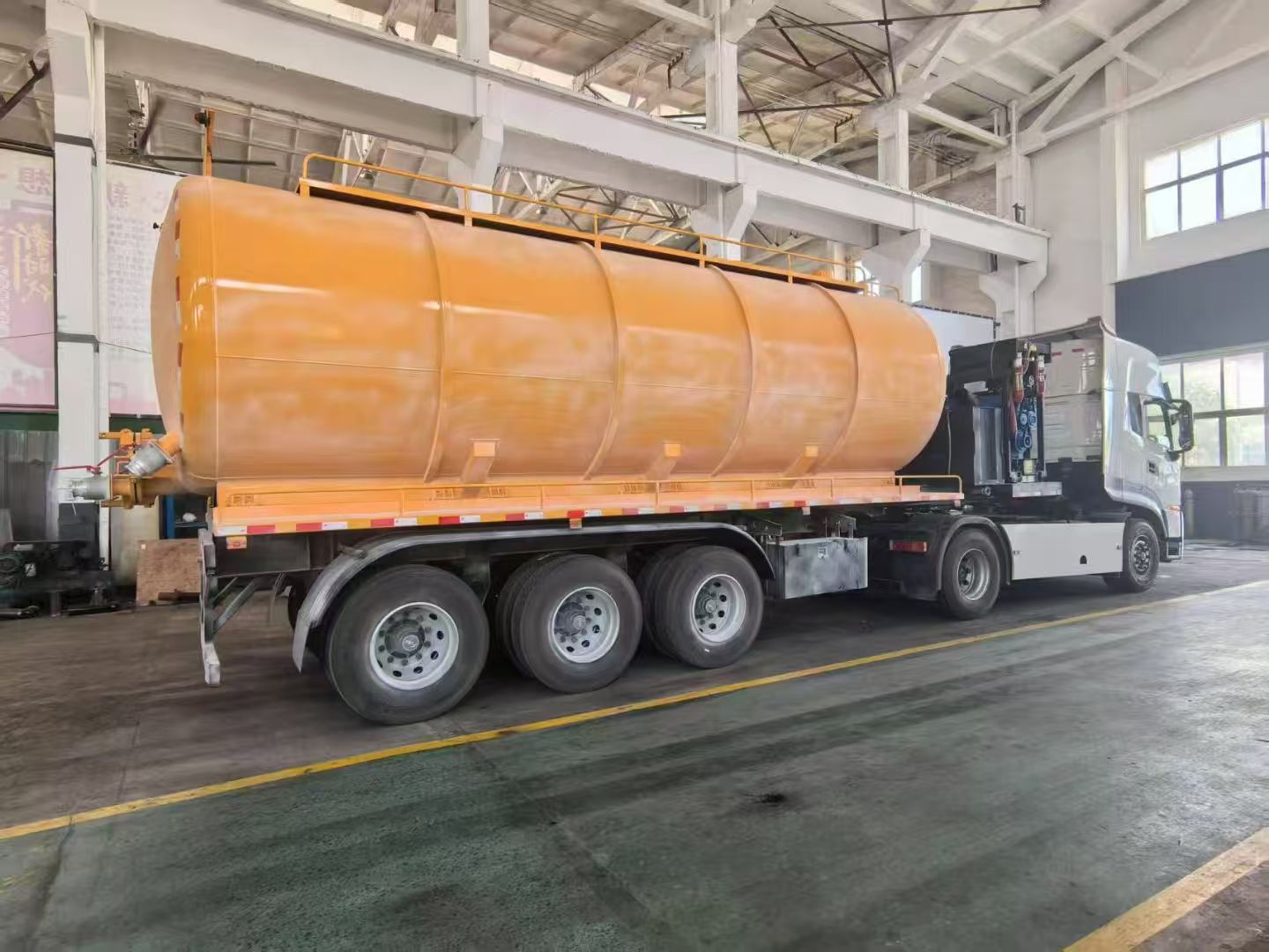 Высокопроизводительная вакуумная машина для всасывания нечистот High Performance Vacuum Sewage Suction Vehicle