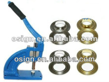 Eyelet hole punching machine