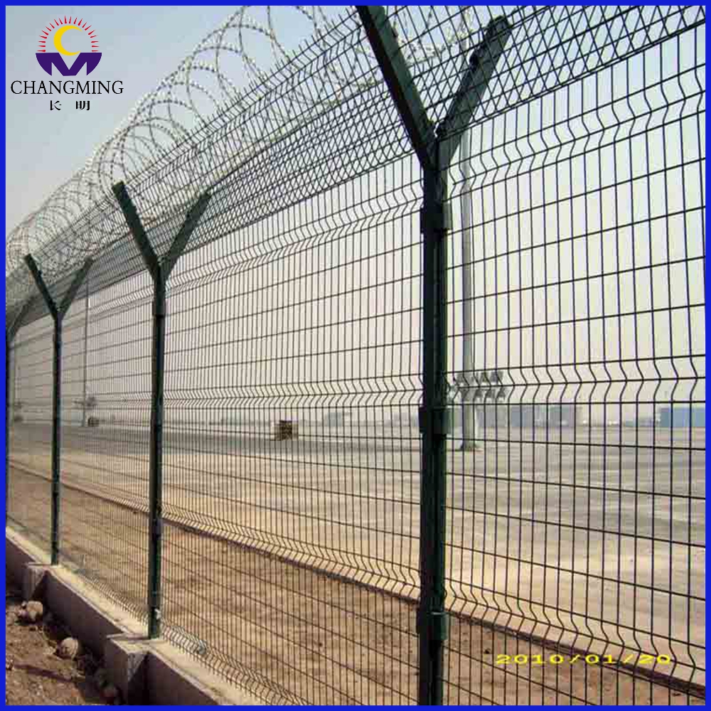 PVC coated and galvanized metal security fence