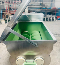 Mozzarella Cheese Stretcher: Cheese Stretching Machine