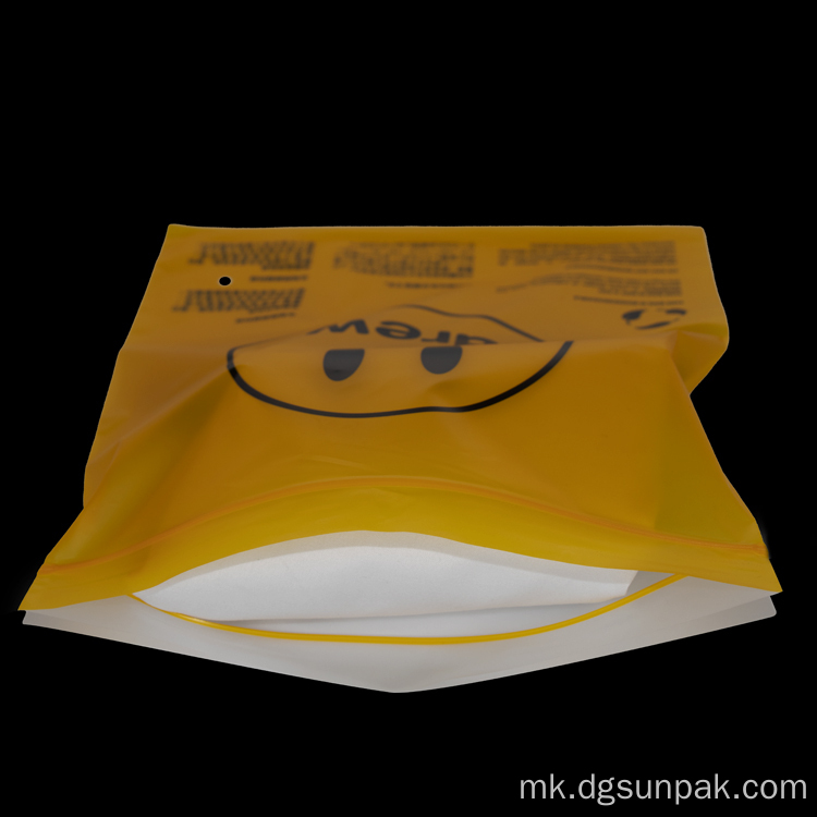 mylar пакување со патент за облека