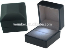 Customized Wooden LED Lighted Ring Jewelry Box