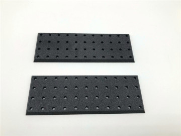 Silicon carbide ceramic plates for medical technology