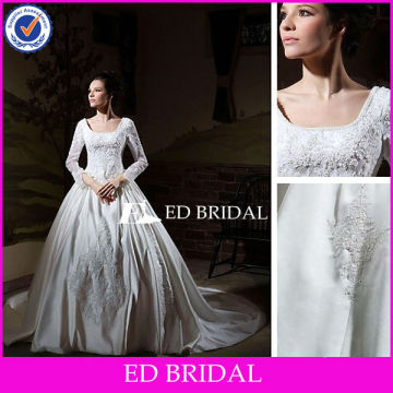 Ball Gown Long Sleeves Long Tail Wedding Dresses With Beaded Appliques