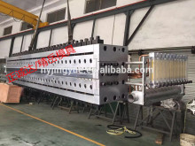 Crust foamed board mould