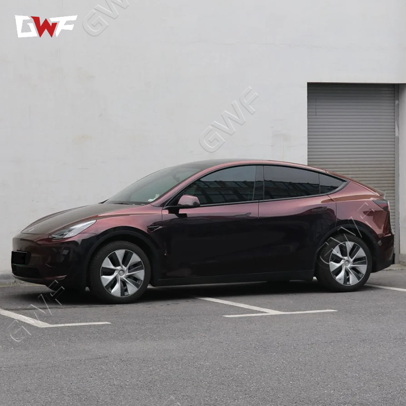 Película de protección de automóvil rojo de color rojo y encantador que fluye