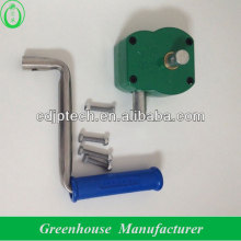 Worm gear greenhouse roll up