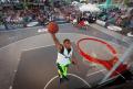 Corte de baloncesto al aire libre elástica