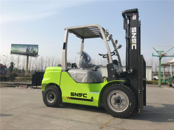 3.5Ton Diesel Engine Fork lifter