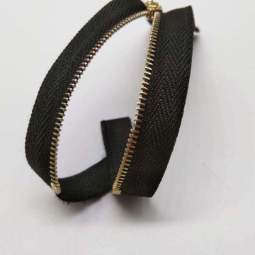 Wholesae metal zipper made of brass