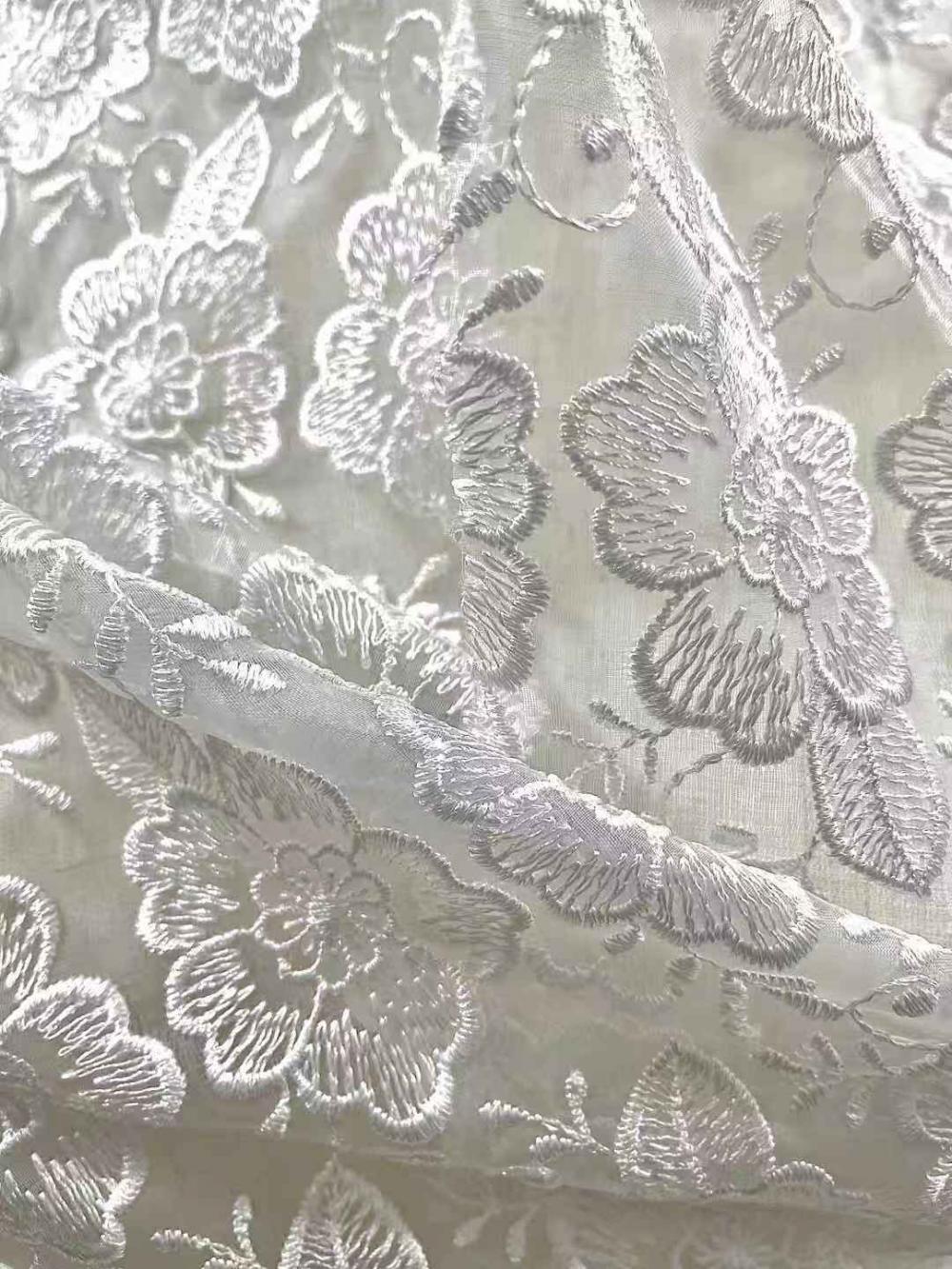 tissu de broderie de conception de vêtements fille blanche