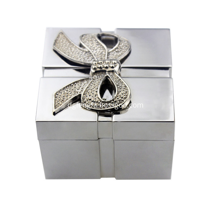 Zinc alloy square jewelry box