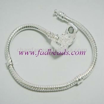 european magnetic clasp bracelet