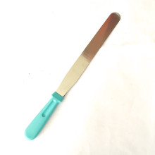 Offset Icing Spatula Spreads Frosting Smoothly Decorating