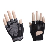 Hot Selling Anti-Slip Gym Weightlifting Half Finger Gloves