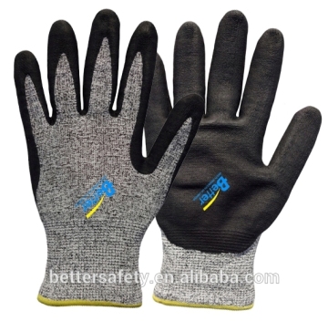 13-Gauge HPPE coated black PU Cut Gloves