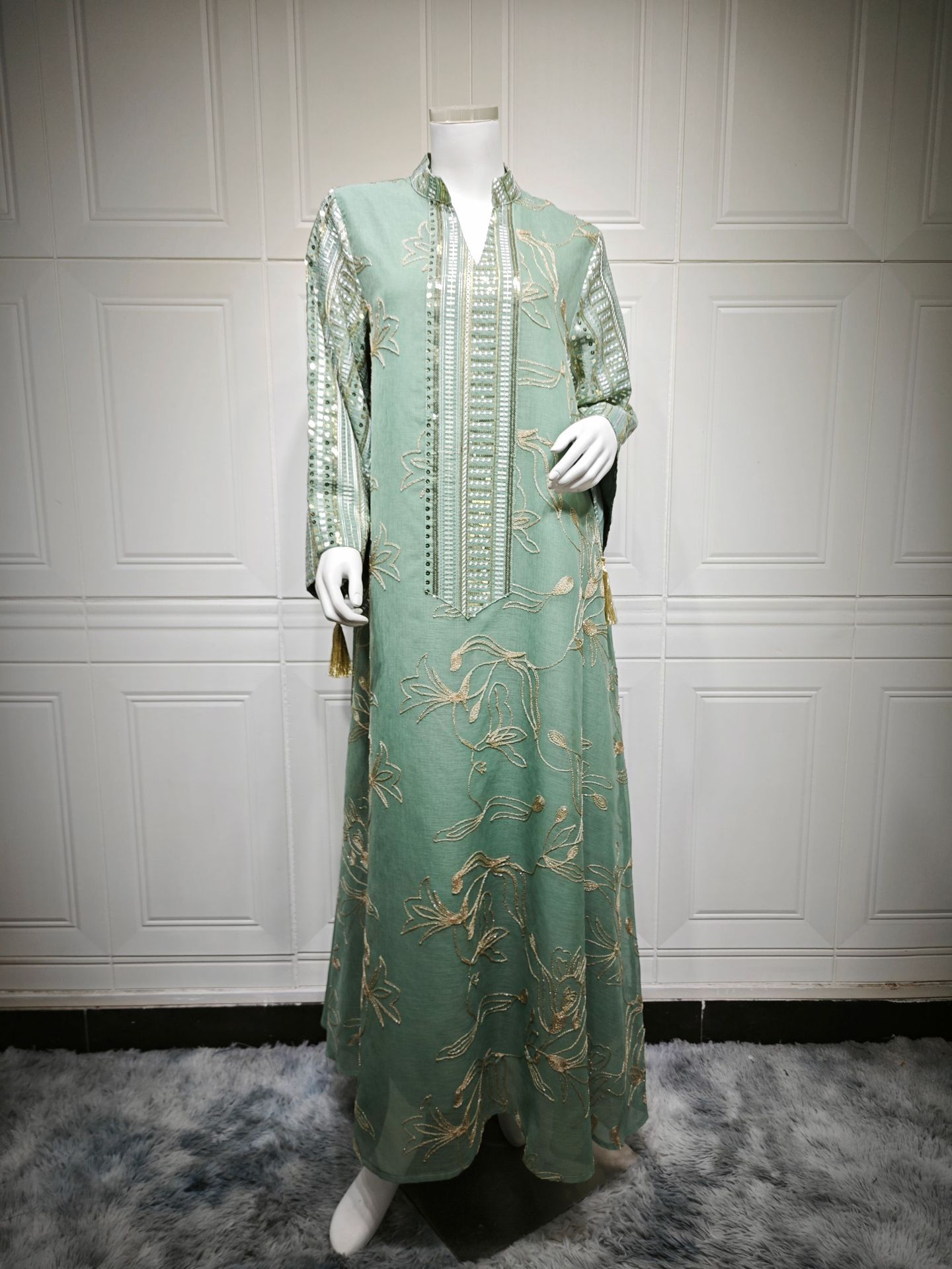 ماکسی آبایا گلدوزی شده پولک دوزی Sequin Floral Embroidered Maxi Abaya