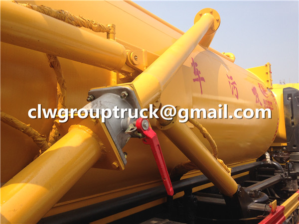 Sludge Suction Truck