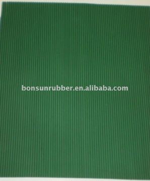 Corrugate rubber floor