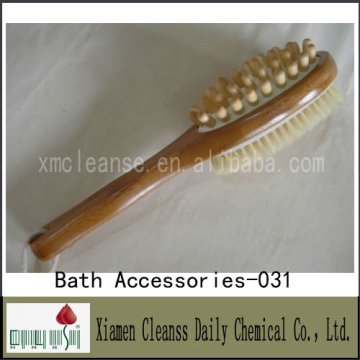 Long handle wooder massage brush