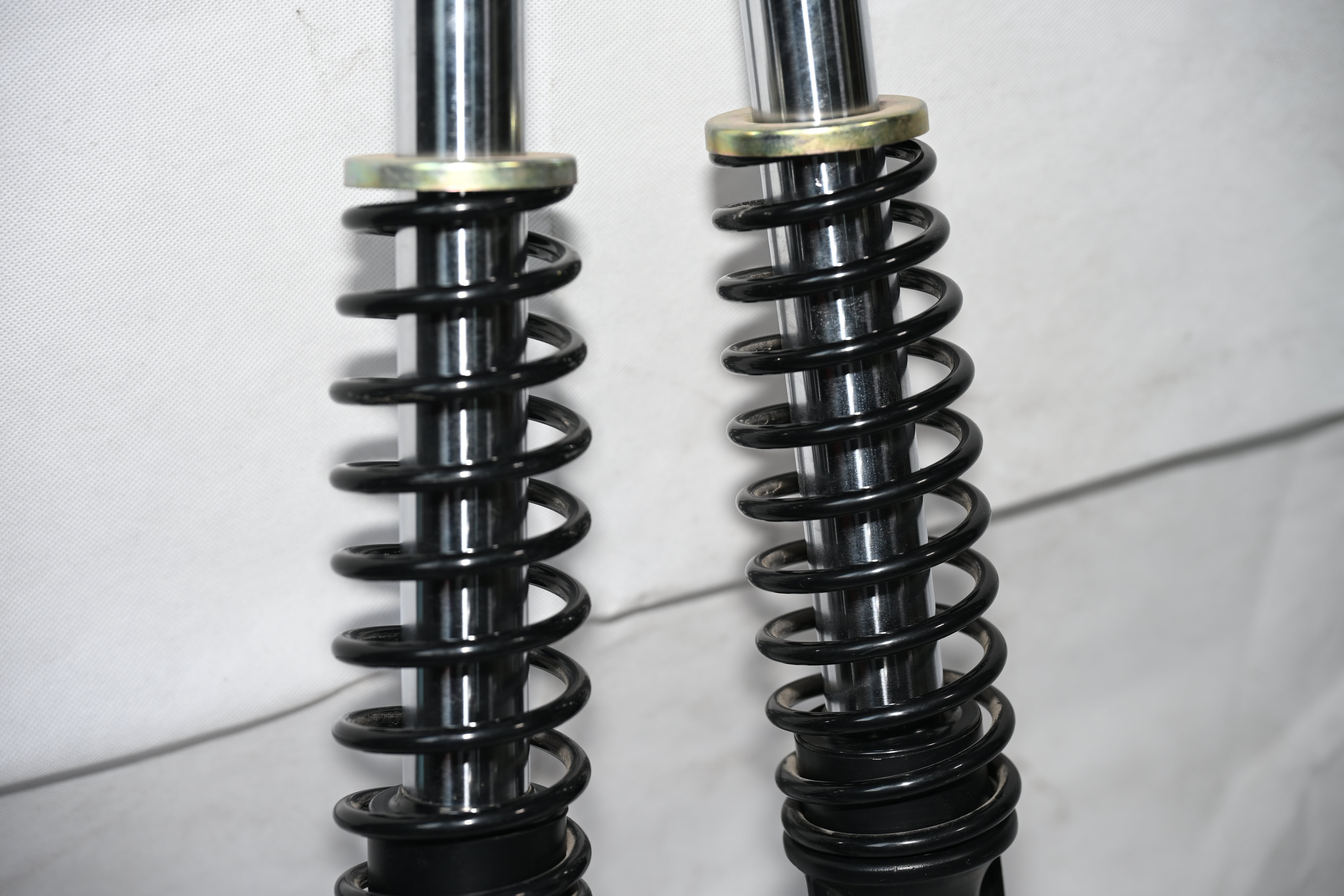 Amortecedores Shock absorbers