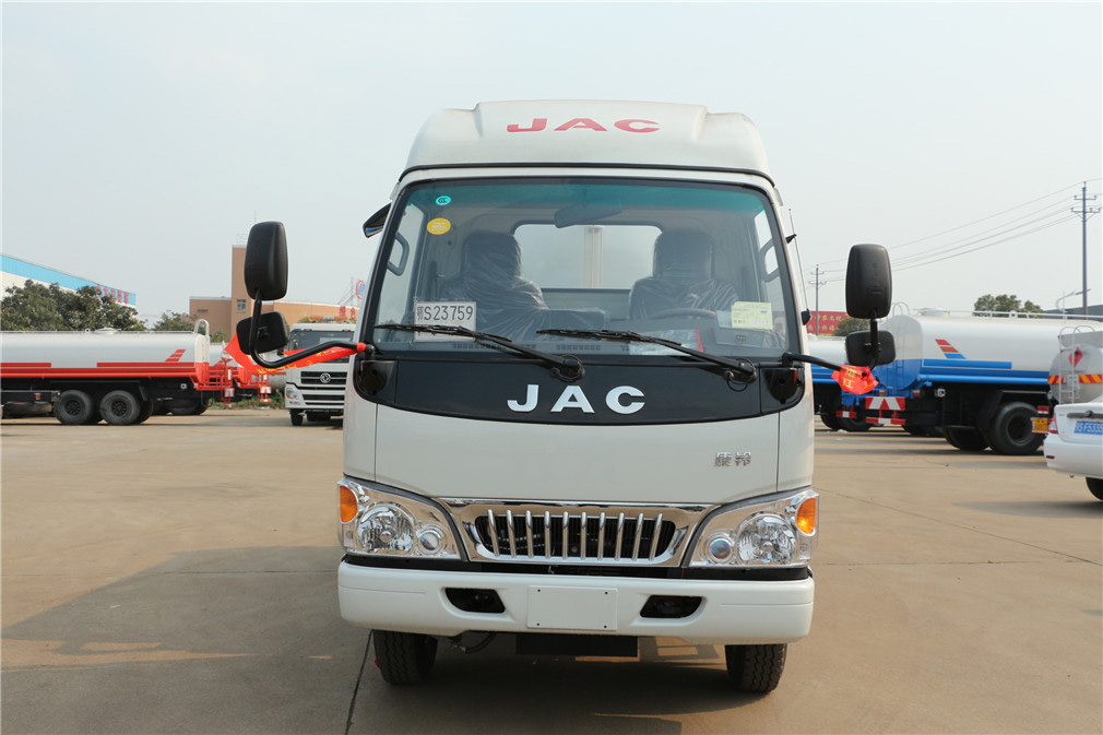 jac sewer cleaning truck 2