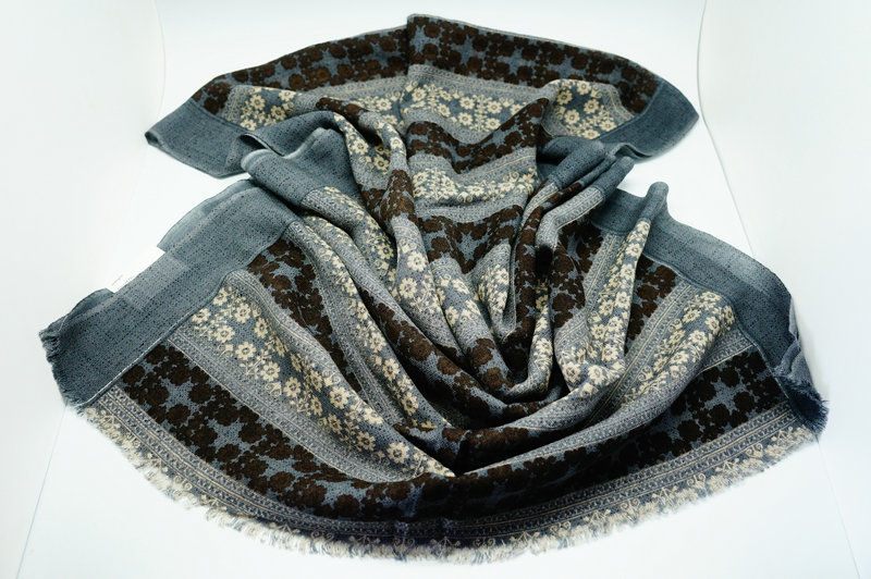 Printed Wool Scarf Yf 2013 765 4010