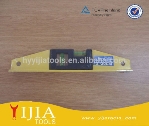 tape measure with level