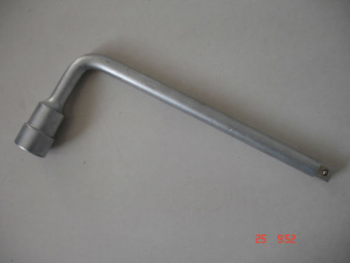 L truck wrench