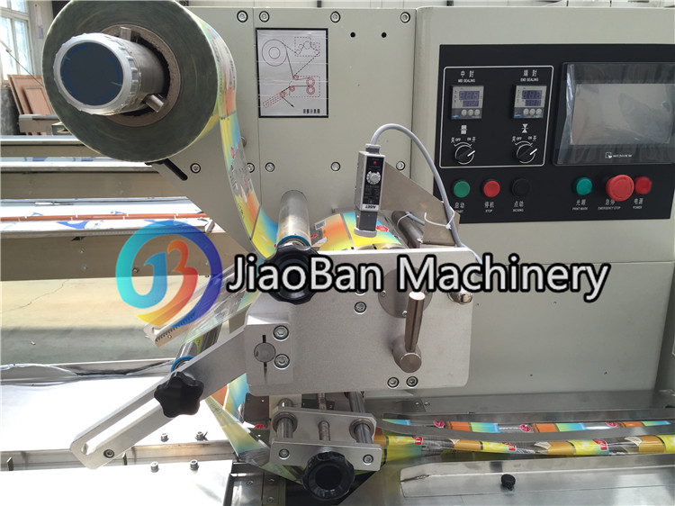 JB-350 wet tissues packing machine pillow type automatic flow wrapping machine