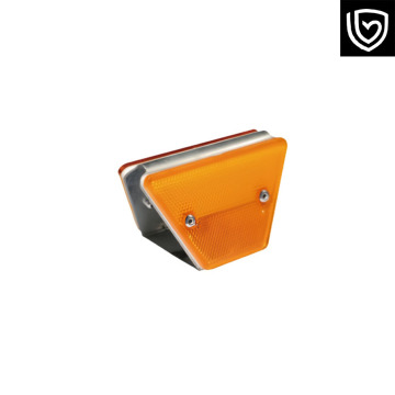 Trapezoidal contour mark reflective contour mark