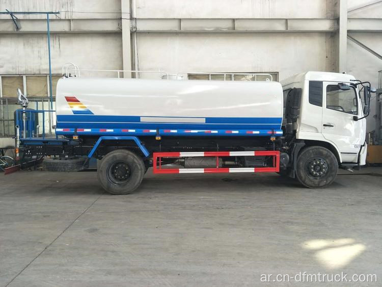 شاحنة Dongfeng Water Tanker مع ديزل للبيع