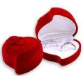 रेड हार्ट-आकार वाले मखमली अति सुंदर अंगूठी बॉक्स