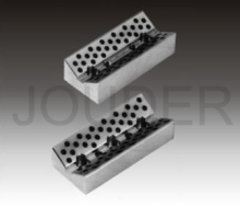 Prismatic Guides in Bronze with Non-Liquid Lubricant