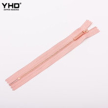 Pink latest continuous silver teeth decorative metal zipper laces for wholesale