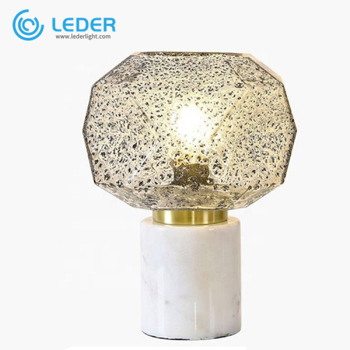 Lampe de table blanche LEDER