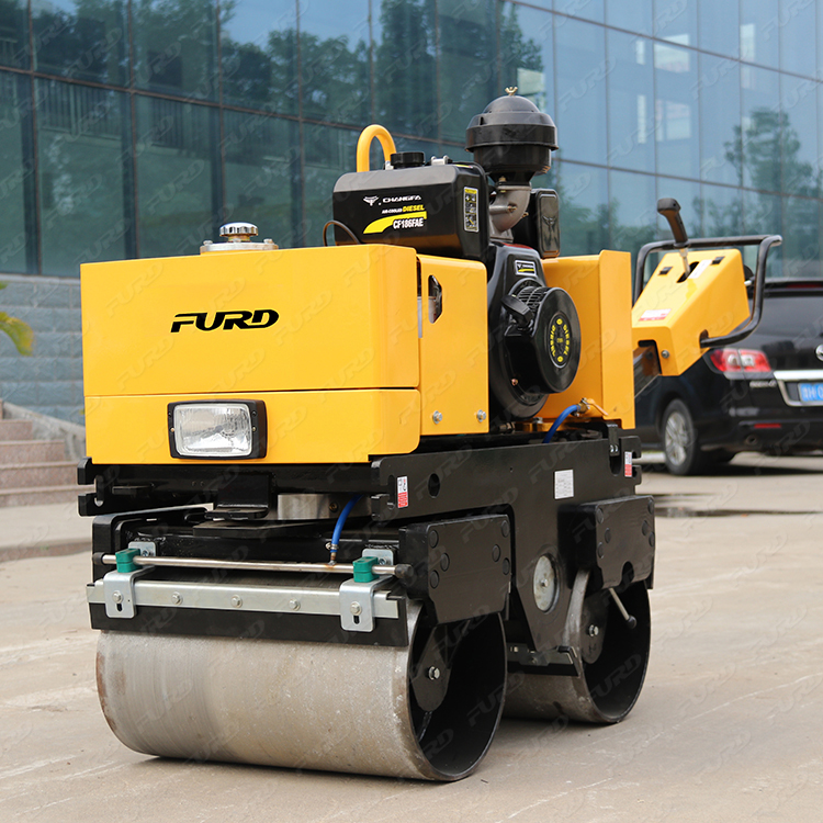 Caminata de 800 kg detrás de Mini Compactor Road Roller con alto rendimiento