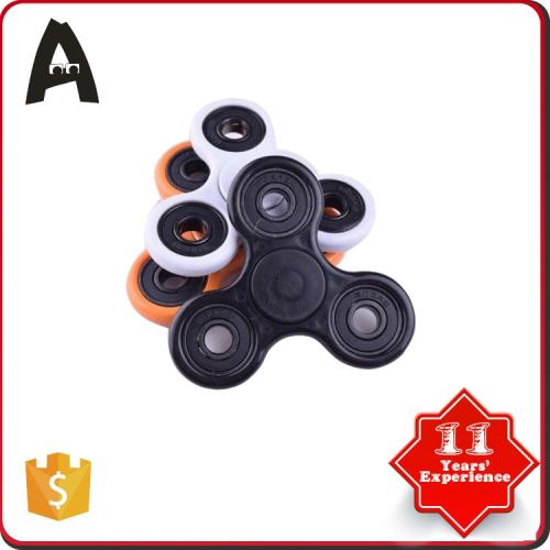 Wholesale factory directly newest led light fidget spinner