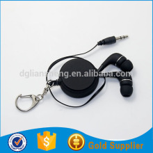 Single pull retractable key ring earphone with rubber painting