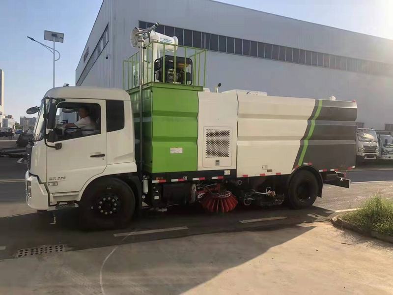 Dongfeng 4x2 الطريق كاسحة تنظيف شاحنة