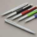 ultime design metallo penna