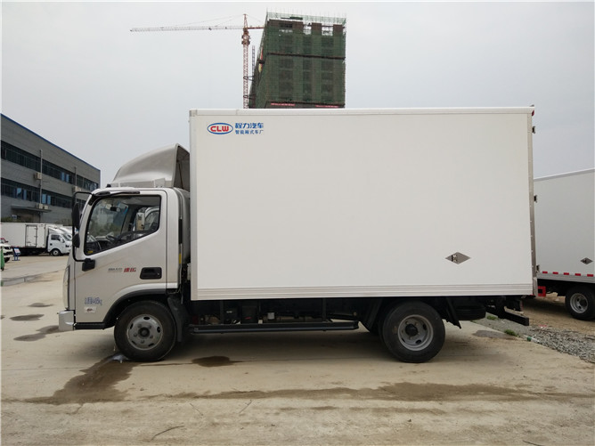 1.5ton 4x2 firiji mashin motoci