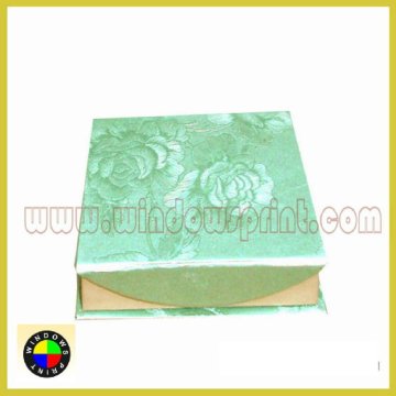 Rigid fabric gift box