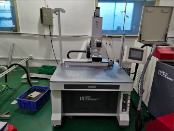 3D curved fiber laser marking machine