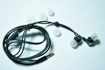 Ultimate Ears Metro.fi 220 In-Ear Isolating Earphones