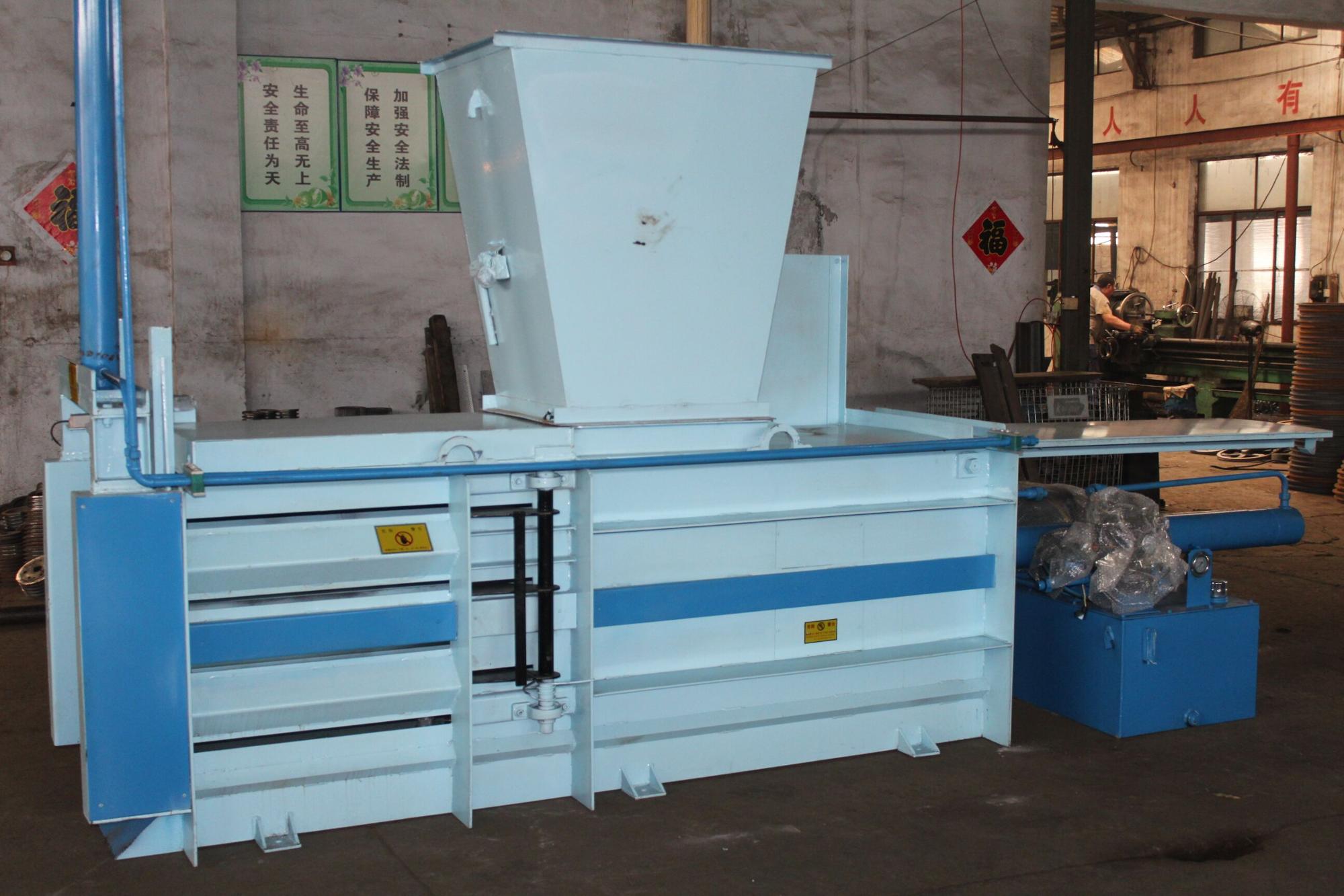 Hydraulic horizontal semi-automatic press baler machine for waste paper