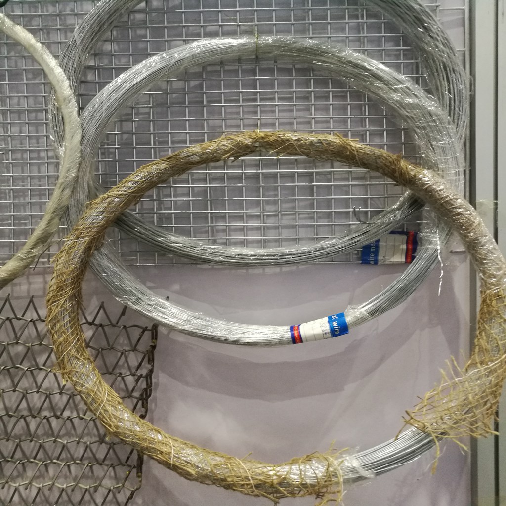 BWG 18 - BWG 11 low carbon galvanized iron wire 25 kg Weight Export to America