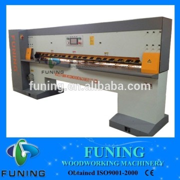 Woodworking veneer cutting machine / veneer guillotine